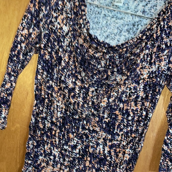 🥳H/P🎉•MOTHERHOOD MATERNITY•NWOT PURPLE/CORAL ABSTRACT RUCHING SCOOPNECK MEDIUM - Picture 4 of 8